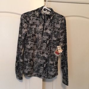 Women’s Med Reebok running/cycling shirt